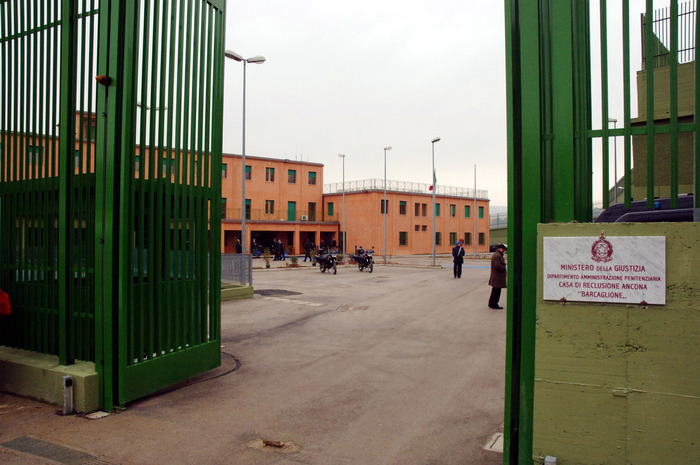 foto carcere Barcaglione